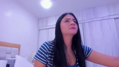 Paola  online show from February 2025 07:31:02 PM
