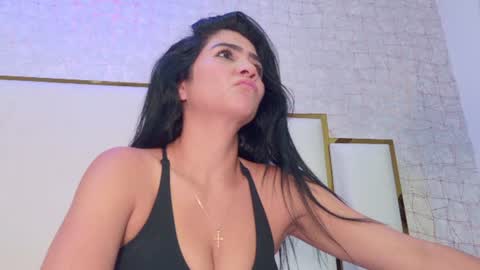 Paola  online show from July 2026 12:20:01 PM