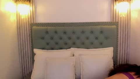    online show from March 2025 11:32:01 AM