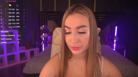 Lia online show from January 2025 08:46:02 AM