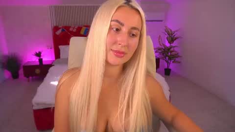 Lia online show from July 2026 01:48:01 PM
