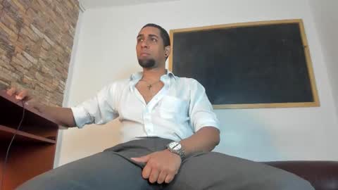 Paolo online show from November 2025 11:54:02 AM