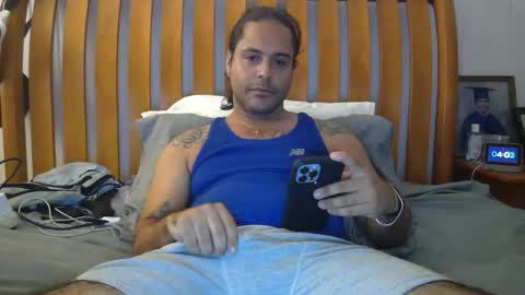 Snapshot of papiipr185 chatting on May 2026 08:03:01 PM PapiiPR185 online show from May 2026 08:03:01 PM