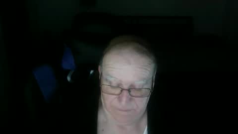 Snapshot of papilly chatting on April 2026 08:21:02 AM papilly online show from April 2026 08:21:02 AM