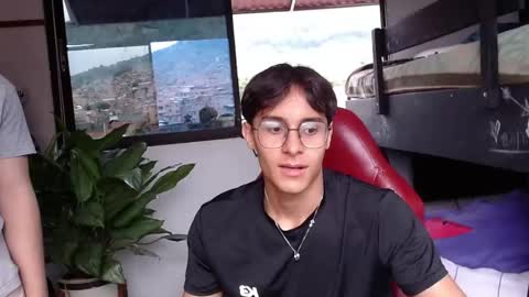Papitapelada online show from November 2025 09:36:02 PM
