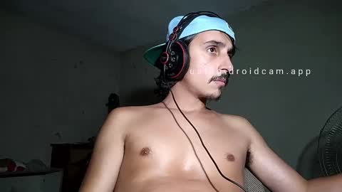 Snapshot of papito20cm chatting on December 2025 12:04:01 AM Lau online show from December 2025 12:04:01 AM