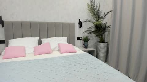 Melena online show from October 2025 08:33:01 AM