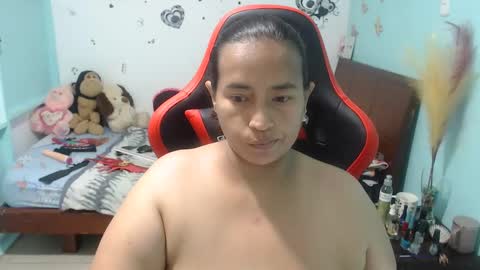 Snapshot of pareja_explosivasexx chatting on February 2025 07:50:01 AM Luna online show from February 2025 07:50:01 AM