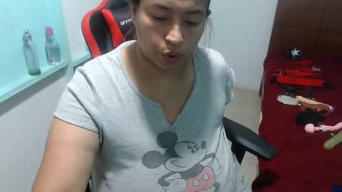 Snapshot of pareja_explosivasexx chatting on October 2025 07:14:01 AM Luna online show from October 2025 07:14:01 AM