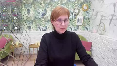 Paris online show from March 2025 04:56:01 AM