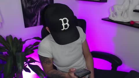 Snapshot of paris_dangelo chatting on February 2025 12:30:01 AM Paris D angelo online show from February 2025 12:30:01 AM