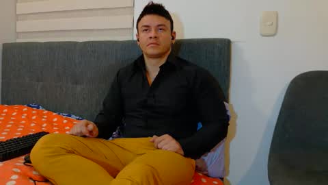 Snapshot of paris_mark chatting on September 2025 05:18:01 AM Mark Paris online show from September 2025 05:18:01 AM