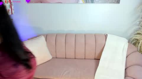 Paris  online show from December 2025 12:52:02 AM