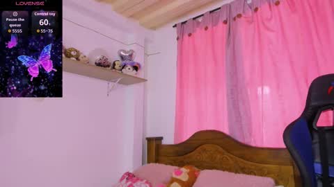 Paris online show from October 2025 06:50:02 PM