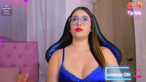 Snapshot of parisshayk chatting on July 2026 06:10:02 PM Paris online show from July 2026 06:10:02 PM