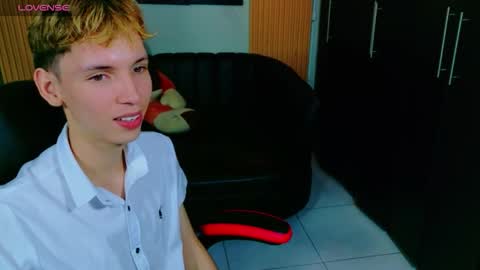 park_jimin1 online show from November 2025 03:12:02 PM