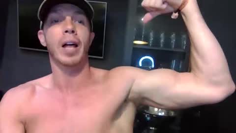 Snapshot of parkerflexes chatting on April 2026 01:49:02 PM Parker online show from April 2026 01:49:02 PM