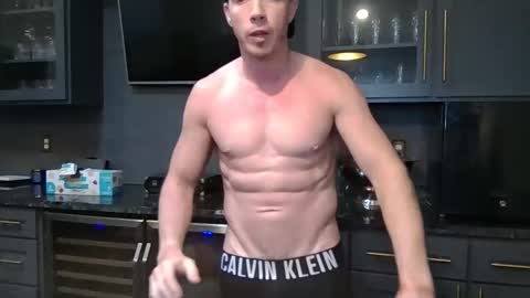 Snapshot of parkerflexes chatting on April 2026 01:58:02 PM Parker online show from April 2026 01:58:02 PM