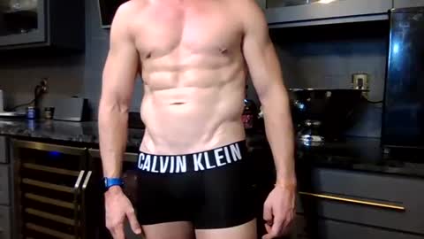 Snapshot of parkerflexes chatting on June 2026 01:02:02 PM Parker online show from June 2026 01:02:02 PM