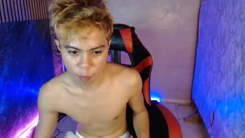 Snapshot of parkseo_yeon chatting on September 2025 01:07:01 AM HENRY online show from September 2025 01:07:01 AM