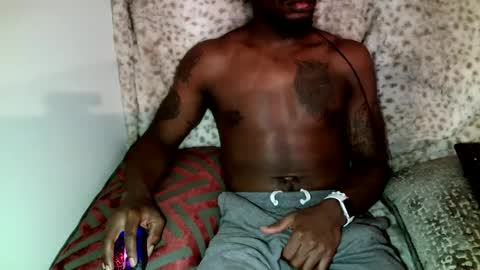 Snapshot of parlaytellio chatting on December 2024 06:05:01 PM Parlay Tellio online show from December 2024 06:05:01 PM