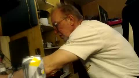 Snapshot of pascal88881 chatting on December 2024 10:56:01 AM pascal88881 online show from December 2024 10:56:01 AM