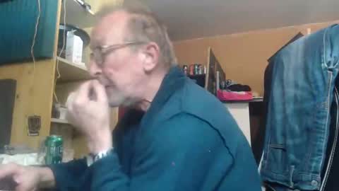 Snapshot of pascal88881 chatting on December 2024 08:51:01 AM pascal88881 online show from December 2024 08:51:01 AM