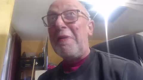 Snapshot of pascal88881 chatting on December 2024 10:50:01 AM pascal88881 online show from December 2024 10:50:01 AM