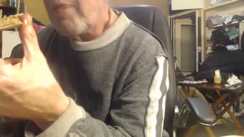 Snapshot of pascal88881 chatting on January 2025 06:58:02 AM pascal88881 online show from January 2025 06:58:02 AM