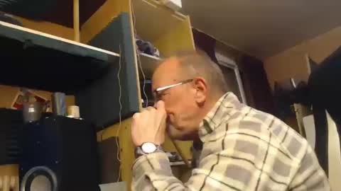 Snapshot of pascal88881 chatting on February 2025 06:53:01 PM pascal88881 online show from February 2025 06:53:01 PM