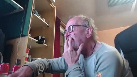 Snapshot of pascal88881 chatting on October 2025 10:37:02 AM pascal88881 online show from October 2025 10:37:02 AM