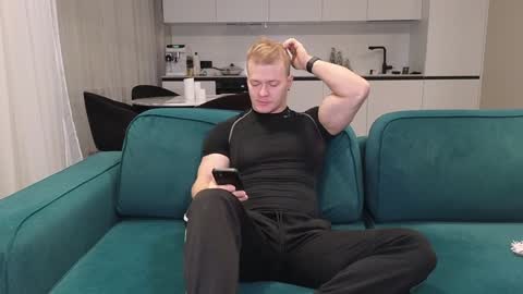 Snapshot of pashka_x chatting on January 2025 05:02:02 AM Pashka online show from January 2025 05:02:02 AM