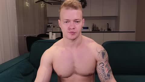 Snapshot of pashka_x chatting on January 2025 09:19:01 AM Pashka online show from January 2025 09:19:01 AM