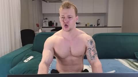 Snapshot of pashka_x chatting on February 2025 09:13:02 AM Pashka online show from February 2025 09:13:02 AM