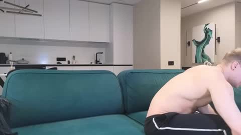 Snapshot of pashka_x chatting on February 2025 08:06:01 AM Pashka online show from February 2025 08:06:01 AM