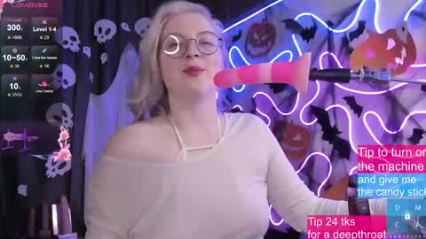 LunaAlan online show from November 2025 04:00:01 AM