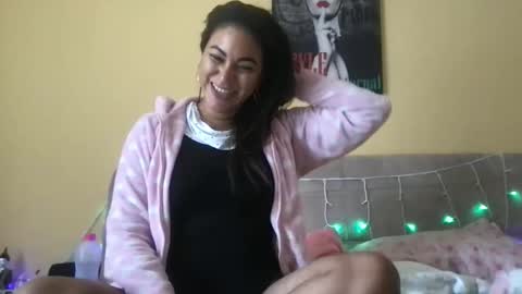 Patricia ONLY FANS patricia love 23 TWITTER Patrici9607866 TIKTOK patricia love91 online show from October 2025 01:32:01 PM