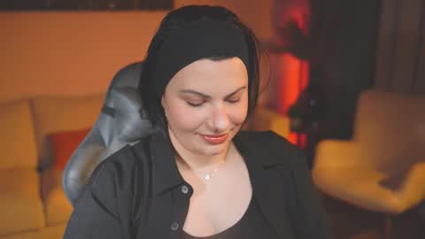 Patricia online show from November 2025 08:42:02 PM