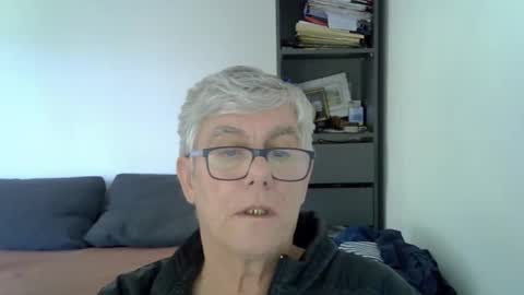 patrick5275 online show from December 2024 01:17:01 PM