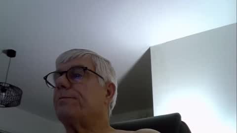 Snapshot of patrick5275 chatting on November 2025 06:12:02 AM patrick5275 online show from November 2025 06:12:02 AM