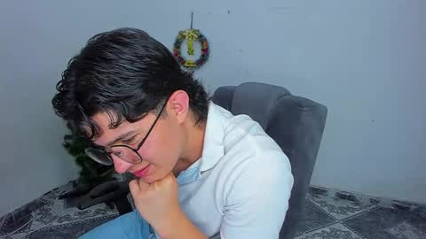 Snapshot of patrik027 chatting on December 2024 05:40:01 PM .... online show from December 2024 05:40:01 PM