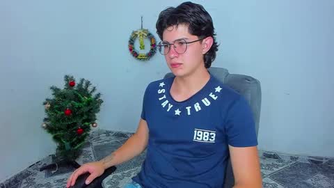 Snapshot of patrik027 chatting on December 2024 07:11:02 PM .... online show from December 2024 07:11:02 PM