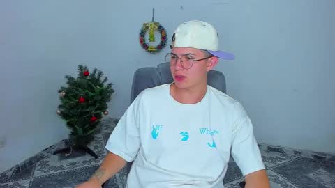 Snapshot of patrik027 chatting on January 2025 12:55:02 AM .... online show from January 2025 12:55:02 AM