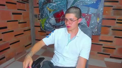 Snapshot of patrik027 chatting on January 2025 07:27:01 PM .... online show from January 2025 07:27:01 PM