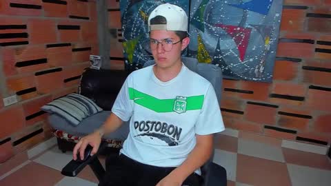 Snapshot of patrik027 chatting on January 2025 08:00:01 PM .... online show from January 2025 08:00:01 PM