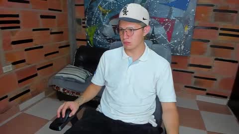 Snapshot of patrik027 chatting on February 2025 06:44:01 PM .... online show from February 2025 06:44:01 PM