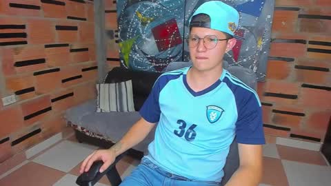 Snapshot of patrik027 chatting on February 2025 10:58:01 PM .... online show from February 2025 10:58:01 PM