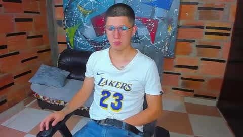 Snapshot of patrik027 chatting on February 2025 01:08:02 PM .... online show from February 2025 01:08:02 PM