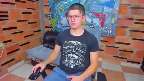 Snapshot of patrik027 chatting on March 2025 01:37:02 AM .... online show from March 2025 01:37:02 AM