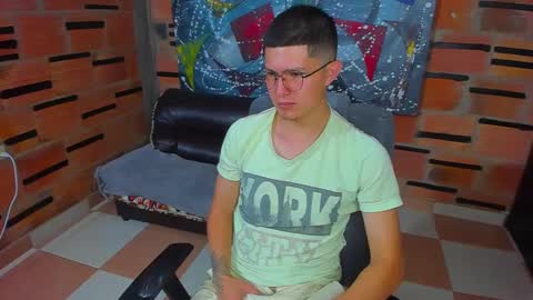 Snapshot of patrik027 chatting on March 2025 02:29:01 PM .... online show from March 2025 02:29:01 PM